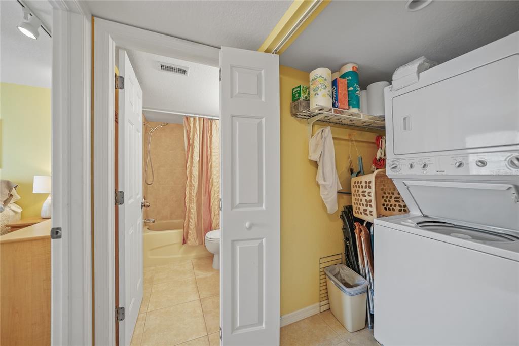 175 Kings Highway, Unit 226 Punta Gorda, FL 33983 - Photo 25 of 41 a view of bathroom