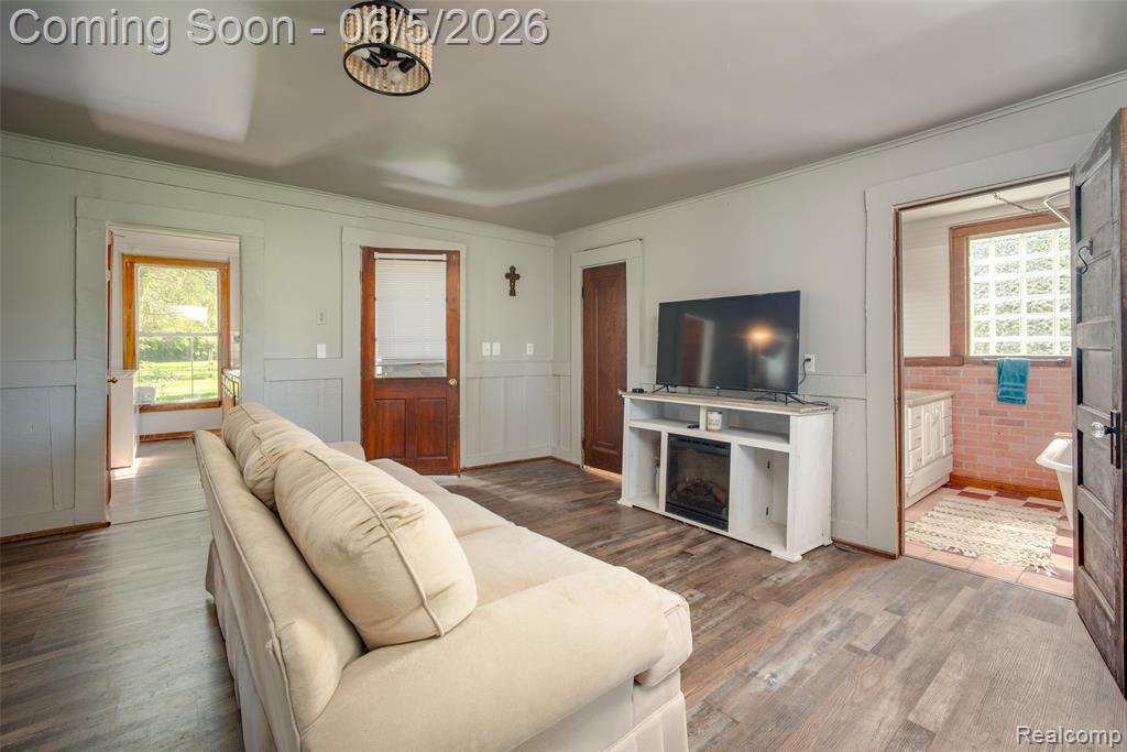 7016 Davison Road Davison, MI 48423 - Photo 9 of 42