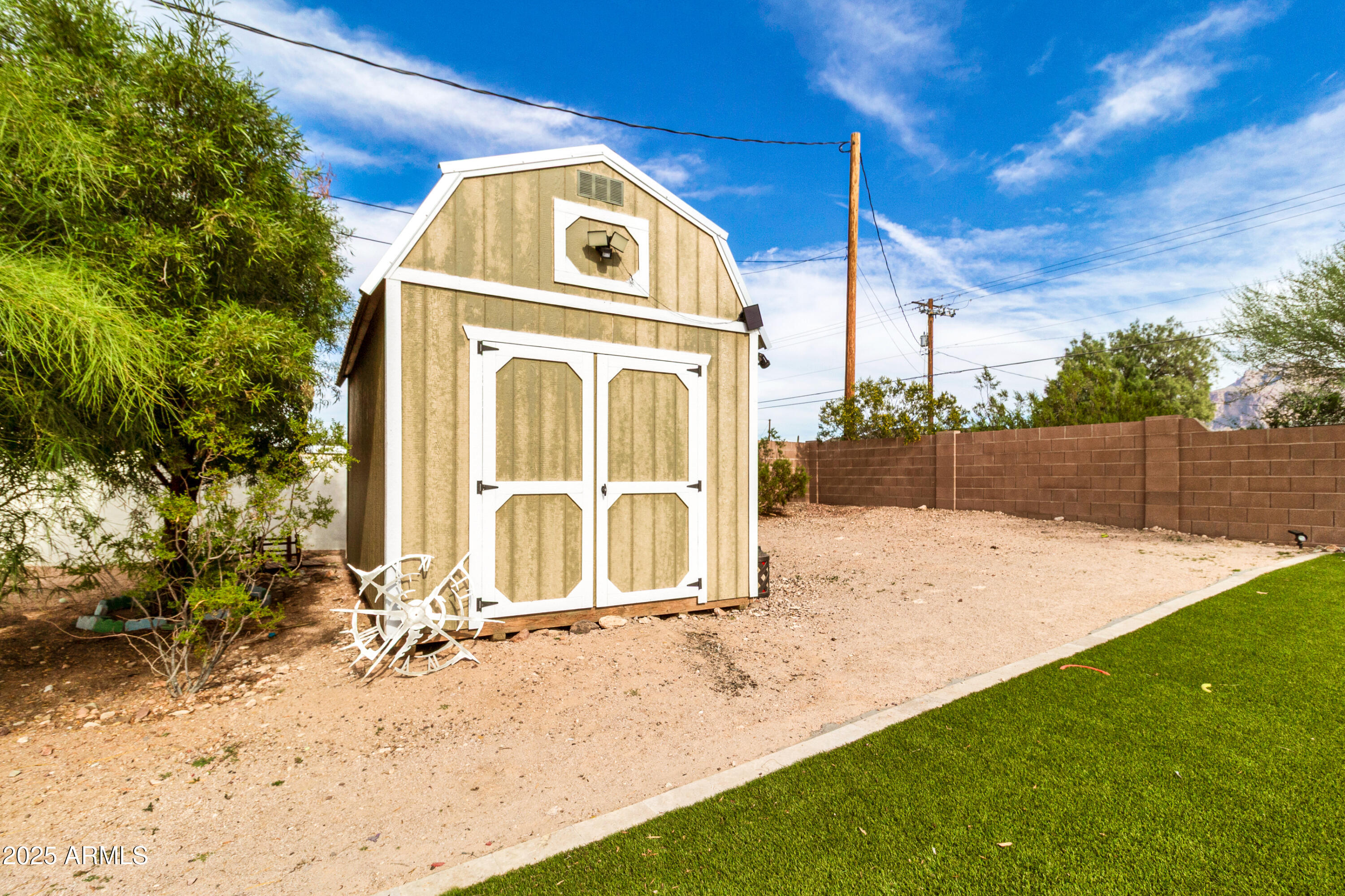 822 North Cortez Road Apache Junction, AZ 85119 - Photo 45 of 54
