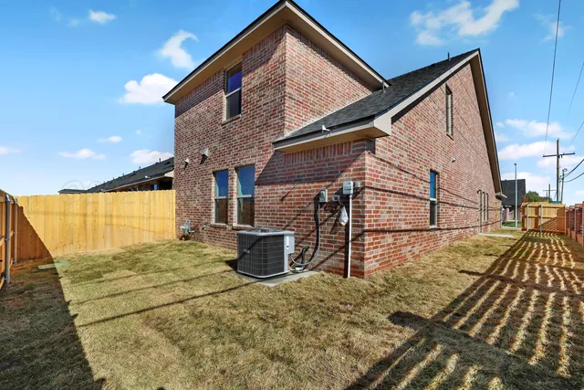 $2,495 | 7628 Woodford Avenue, Amarillo, TX 79118