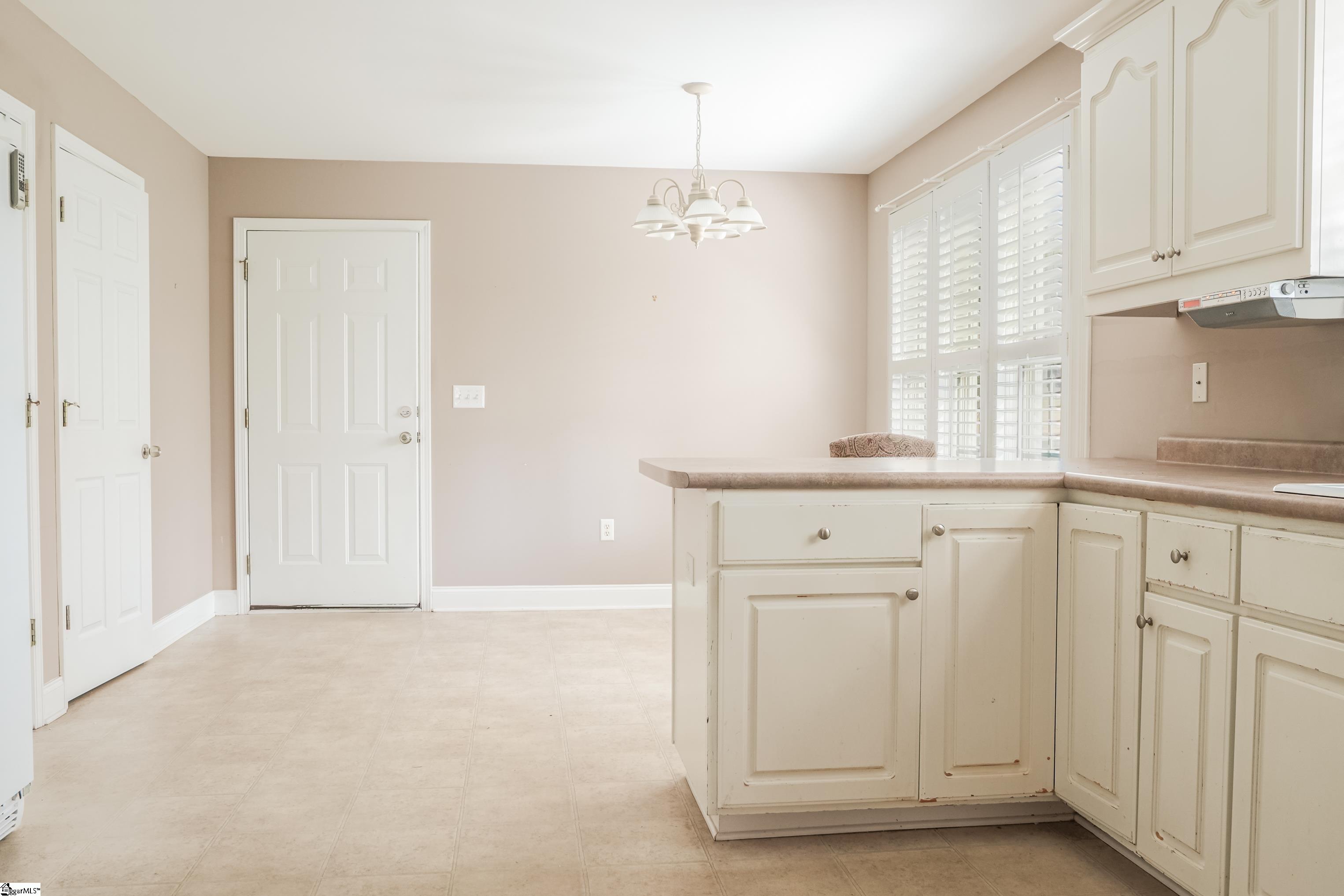459 Cobblestone Drive Inman, SC 29349 - Photo 9 of 29