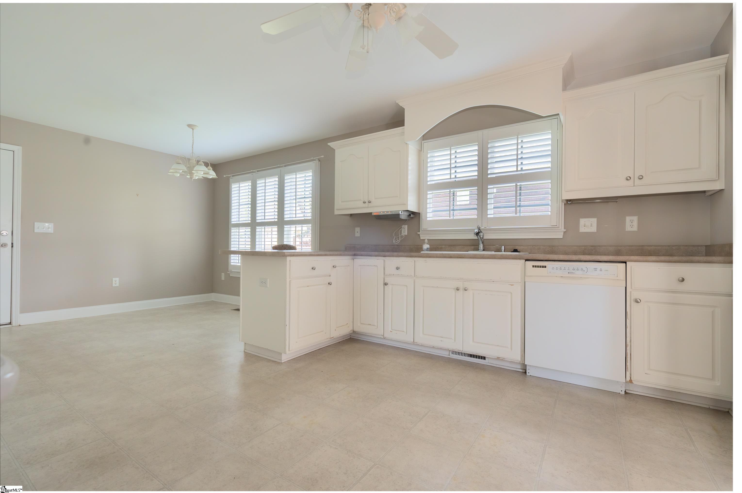 459 Cobblestone Drive Inman, SC 29349 - Photo 10 of 29