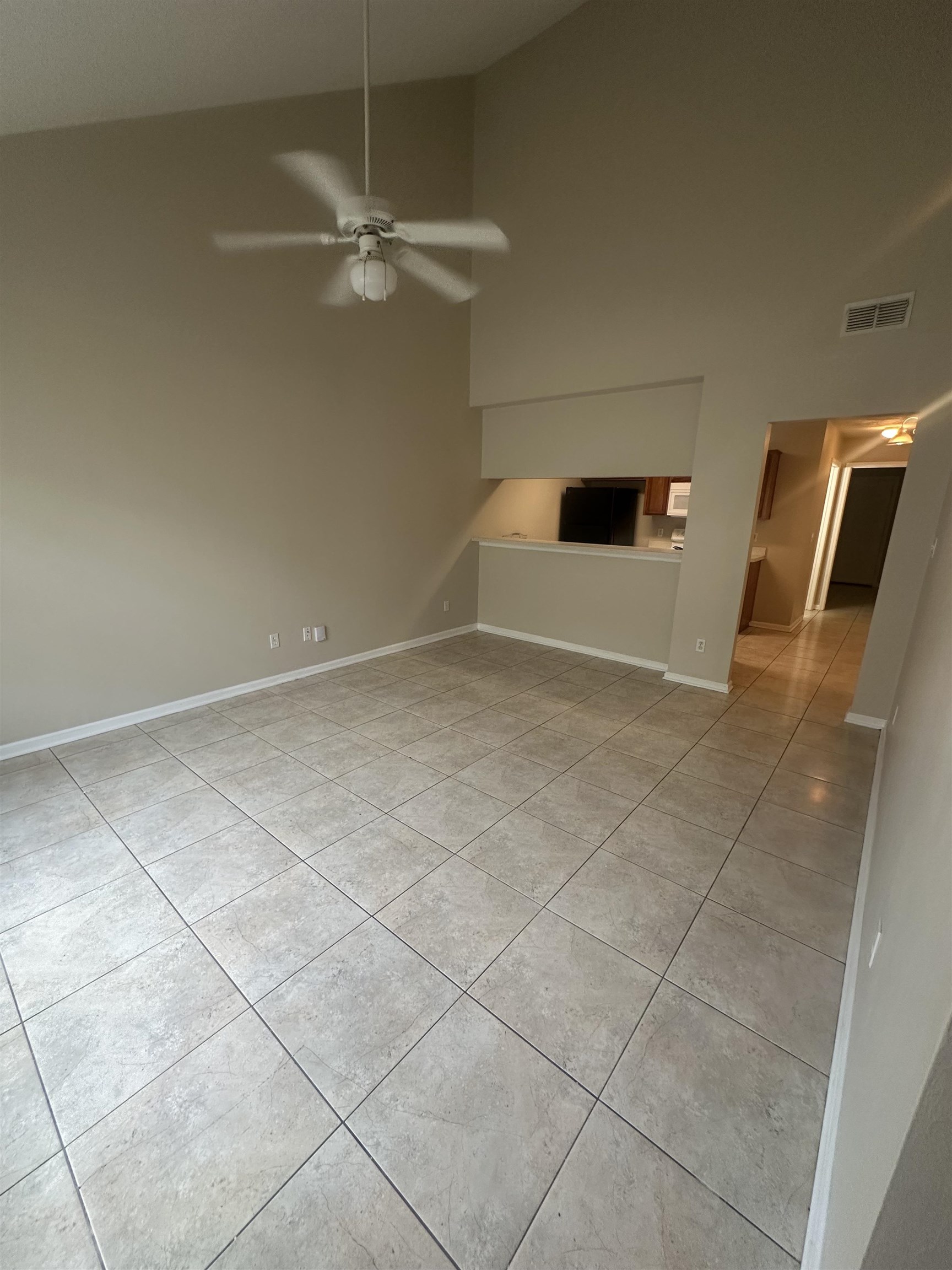 2525 Hartsfield Road, Unit 21 Tallahassee, FL 32303 - Photo 3 of 23