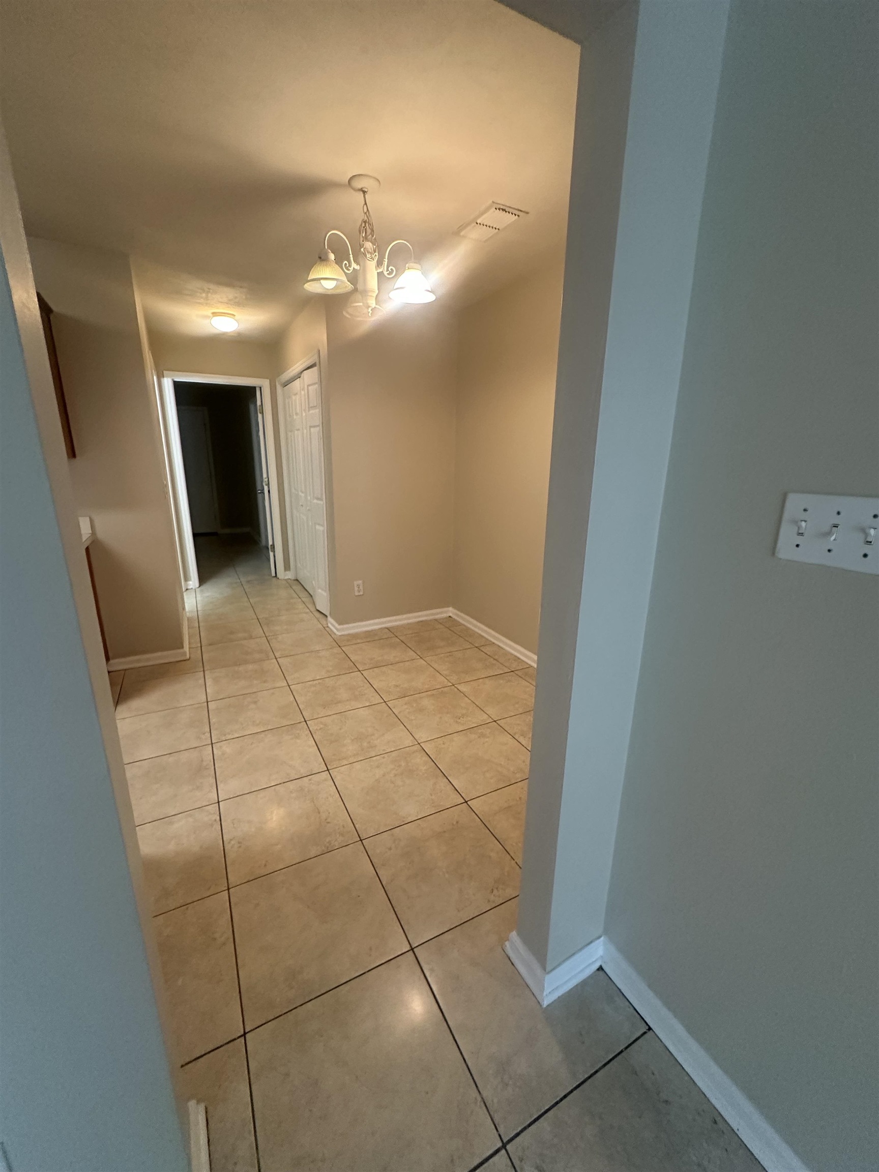 2525 Hartsfield Road, Unit 21 Tallahassee, FL 32303 - Photo 5 of 23