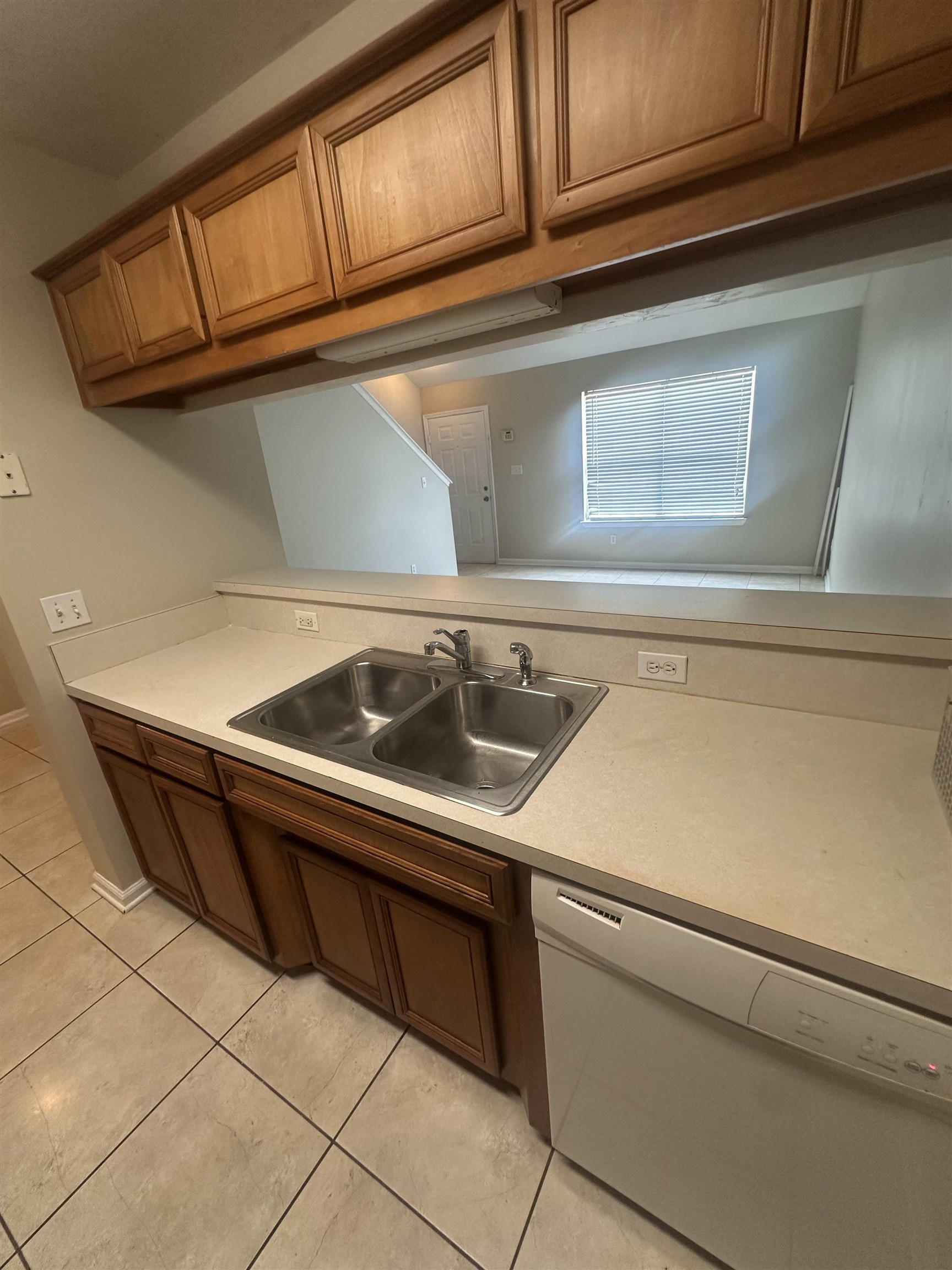 2525 Hartsfield Road, Unit 21 Tallahassee, FL 32303 - Photo 9 of 23