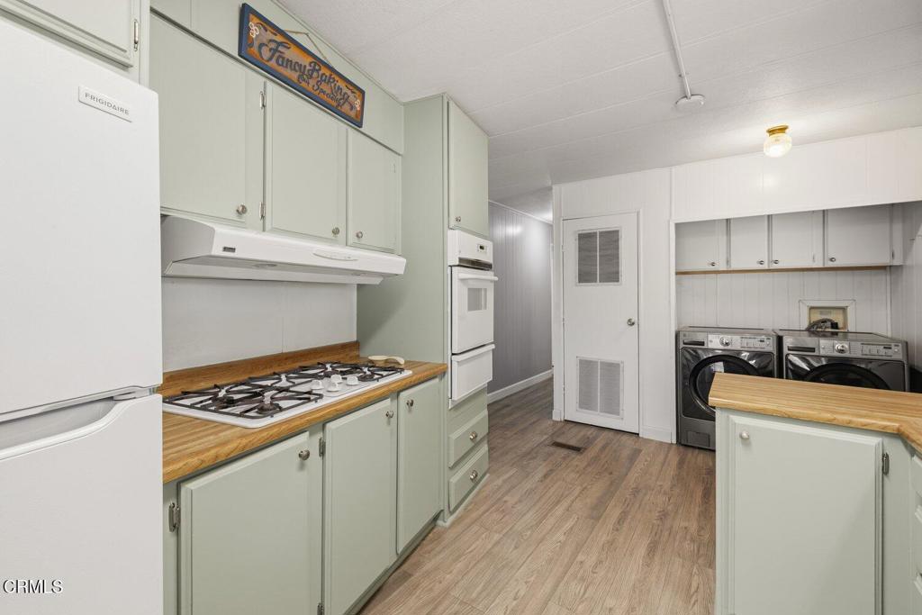 1500 Richmond Road, Unit 50 Santa Paula, CA 93060 - Photo 13 of 27 012_cjp_1866_4307