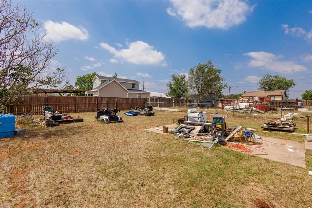 2202 Chester Street Sweetwater, TX 79556 - Photo 19 of 21 a view of a street with houses
