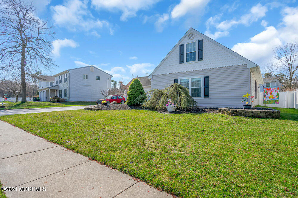 11 Starlight Road Howell, NJ 07731 - Photo 47 of 60 047_dsc09734