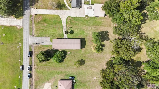 $300,000 | 8489 Lebeau Street, Livonia, LA 70757