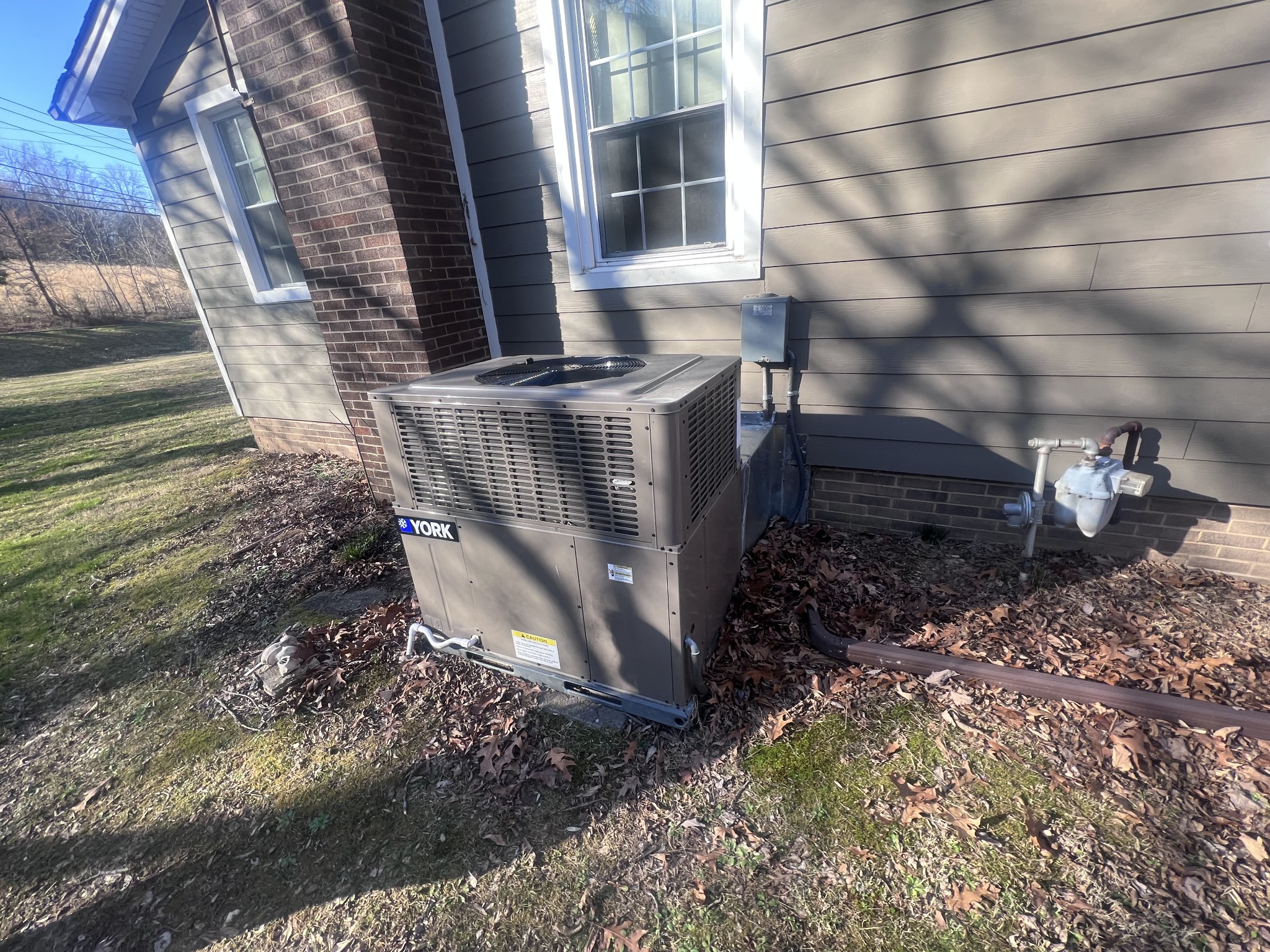 2189 Whitfield Road Clarksville, TN 37040 - Photo 22 of 24 a view of a backyard of a house