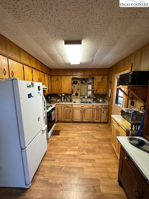 495 Rocky Top Lane Independence, VA 24348 - Photo 25 of 39 a large white kitchen with wooden floor