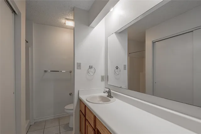 $1,295 | 1228 Ave O, Unit B, Huntsville, TX 77340