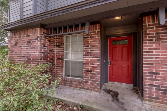 $1,295 | 1228 Ave O, Unit B, Huntsville, TX 77340