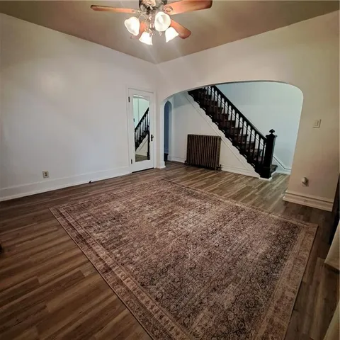 a view of entryway and hall