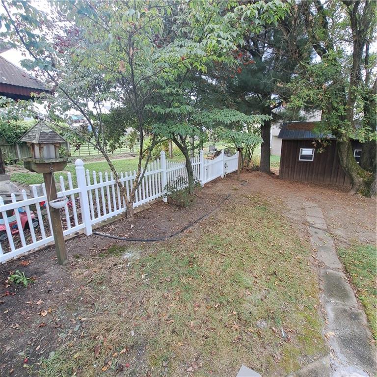 439 Longfellow Street Vandergrift, PA 15690 - Photo 45 of 49 a view of backyard with green space