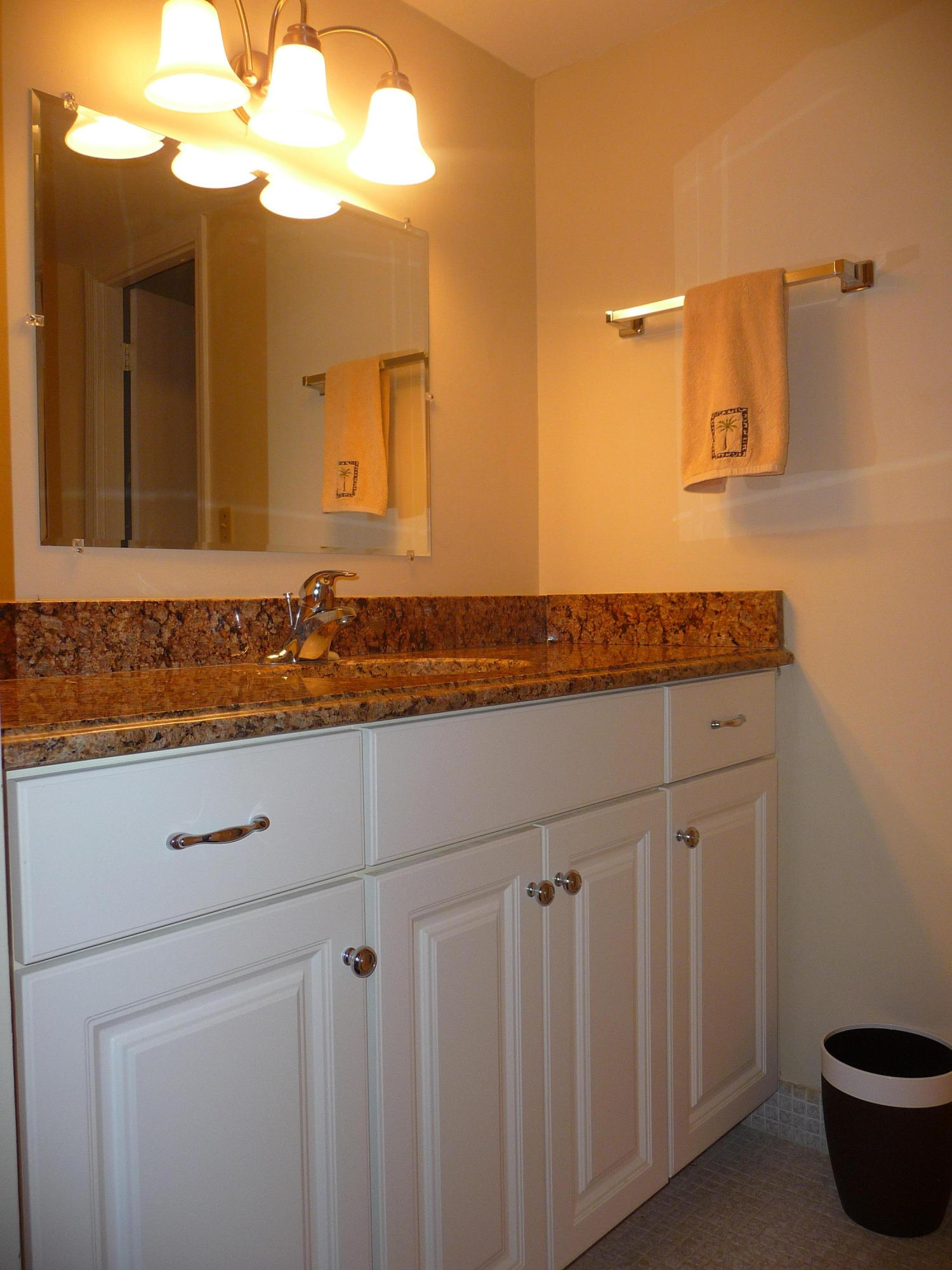 951 De Soto Road, Unit 228 Boca Raton, FL 33432 - Photo 21 of 32 MASTER BATH