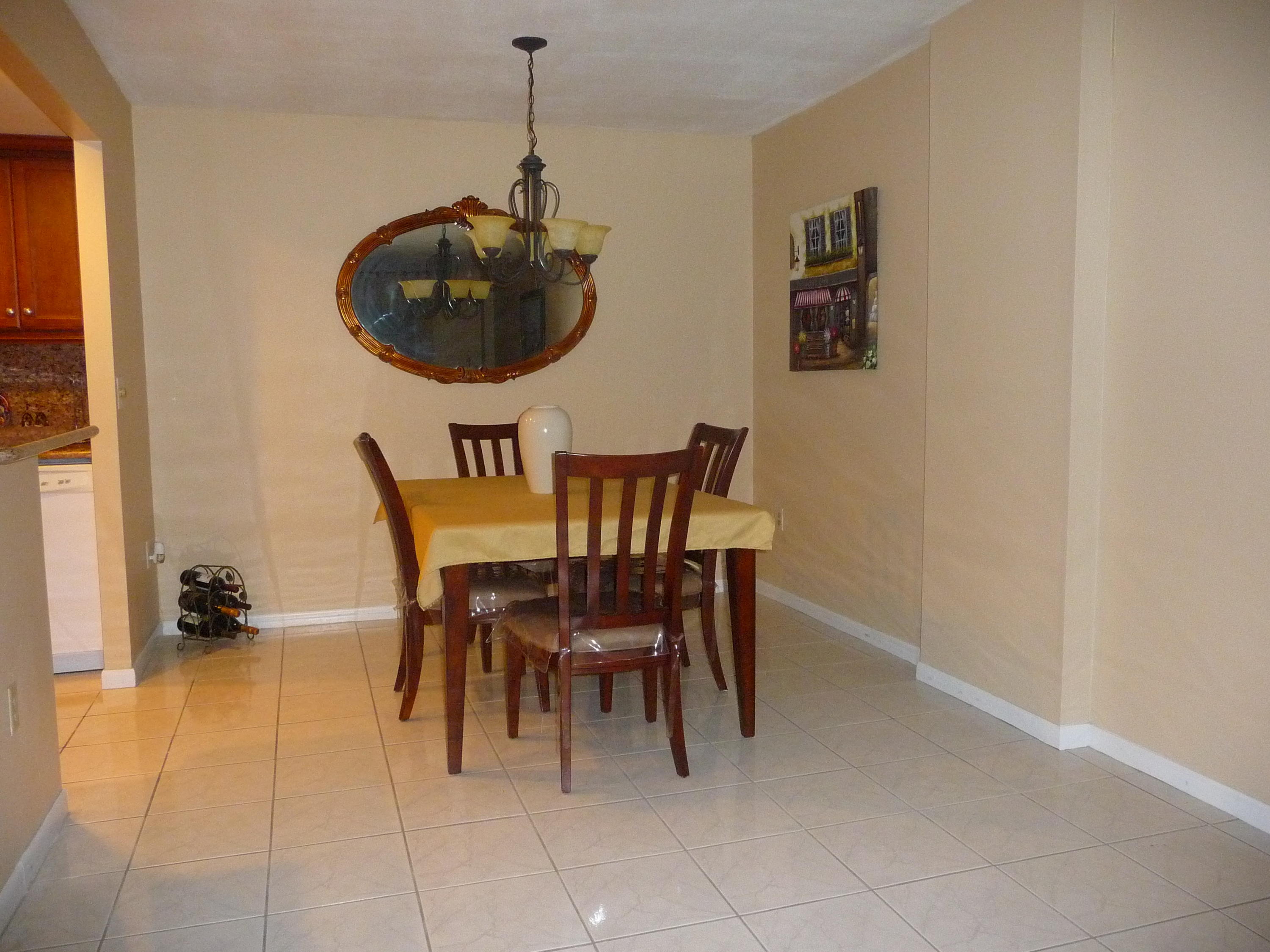 951 De Soto Road, Unit 228 Boca Raton, FL 33432 - Photo 10 of 32 DINING AREA