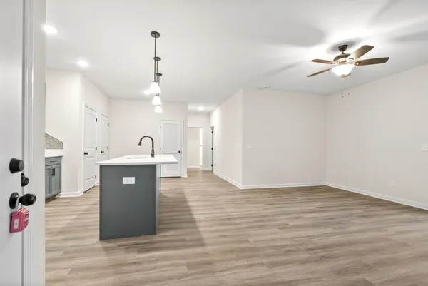 $1,415 | 15 Millswood Drive, Unit D208, Clarksville, TN 37042