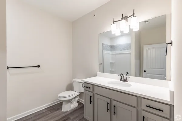 $1,415 | 15 Millswood Drive, Unit D208, Clarksville, TN 37042