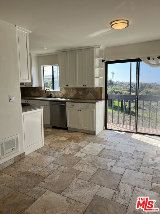 29239 Heathercliff Road, Unit 3 Malibu, CA 90265 - Photo 18 of 30