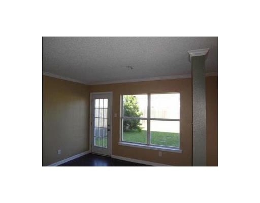 1214 Kings Row Slidell, LA 70461 - Photo 6 of 8 Gallery Image 6