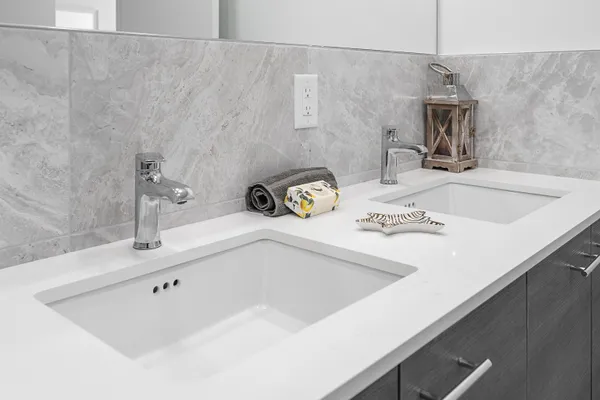 $3,810 | 418 Palisade Avenue, Unit 411, Jersey City, NJ 07307