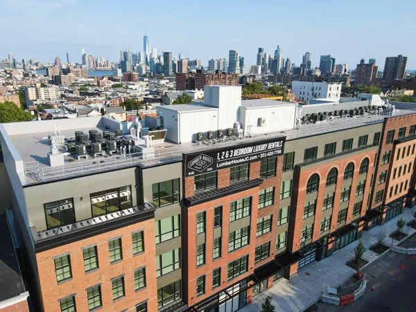 $3,810 | 418 Palisade Avenue, Unit 411, Jersey City, NJ 07307