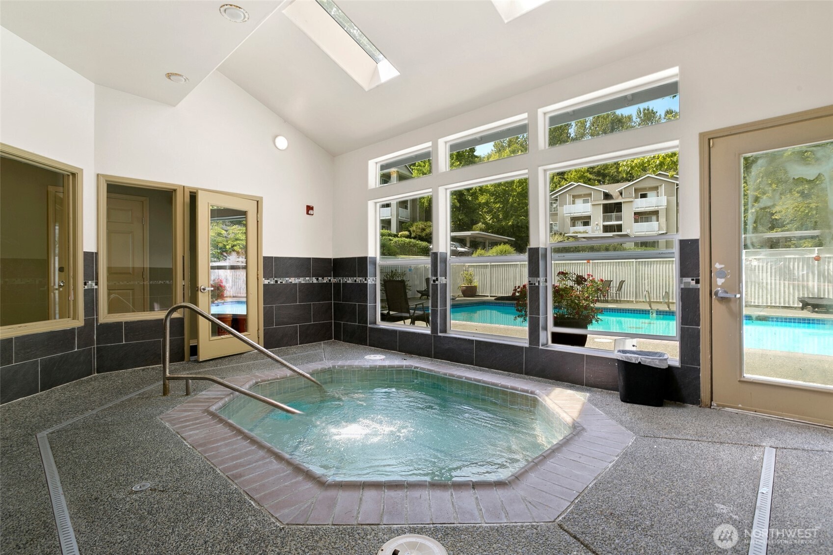 801 Rainier Avenue North, Unit F331 Renton, WA 98057 - Photo 14 of 16