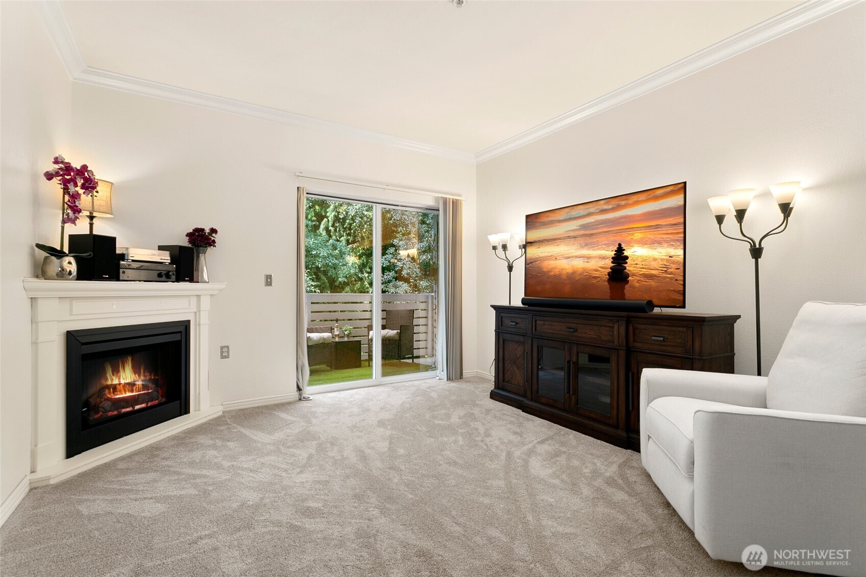 801 Rainier Avenue North, Unit F331 Renton, WA 98057 - Photo 2 of 16