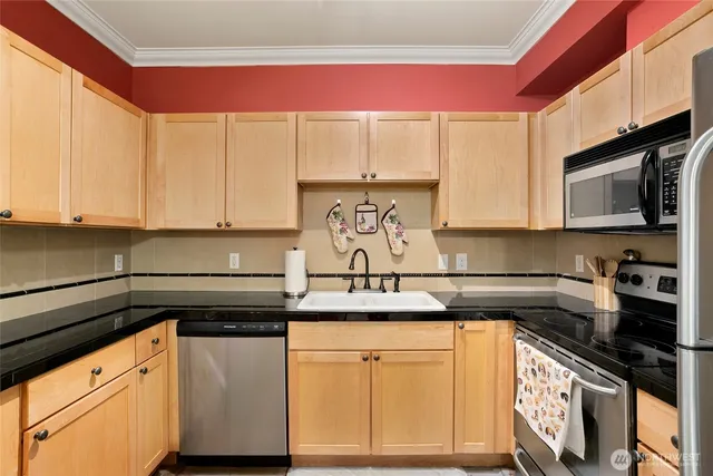 $284,950 | 801 Rainier Avenue North, Unit F331, Renton, WA 98057