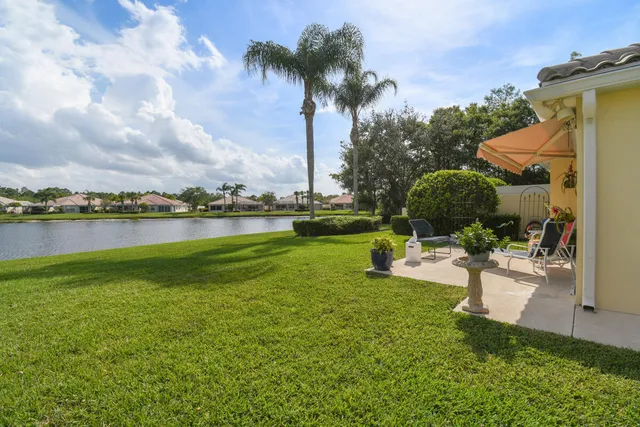 $485,000 | 9193 Southeast Retreat Drive, Hobe Sound, FL 33455
