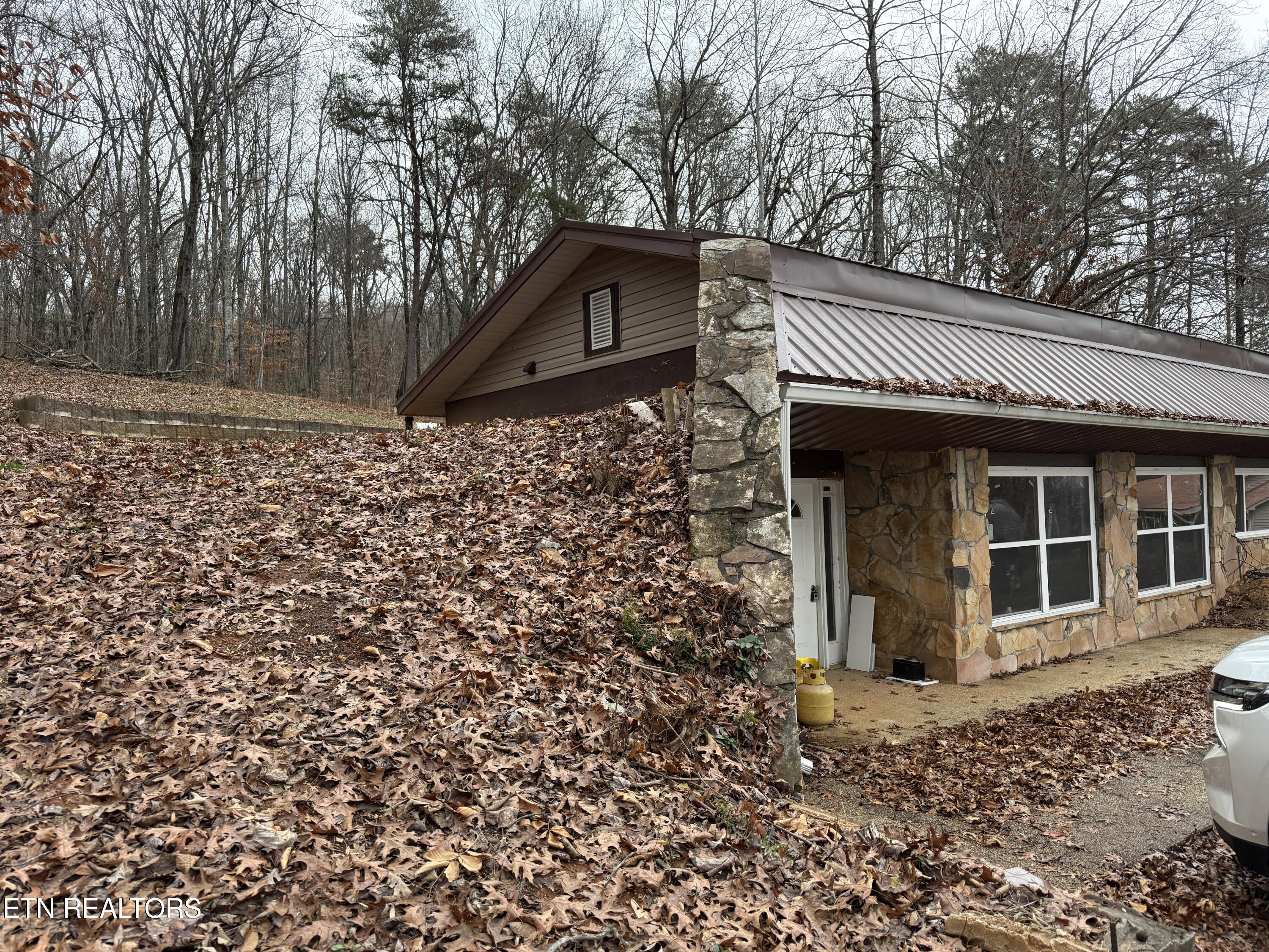 522 College Grove Road Rockwood, TN 37854 - Photo 12 of 16 Front of house