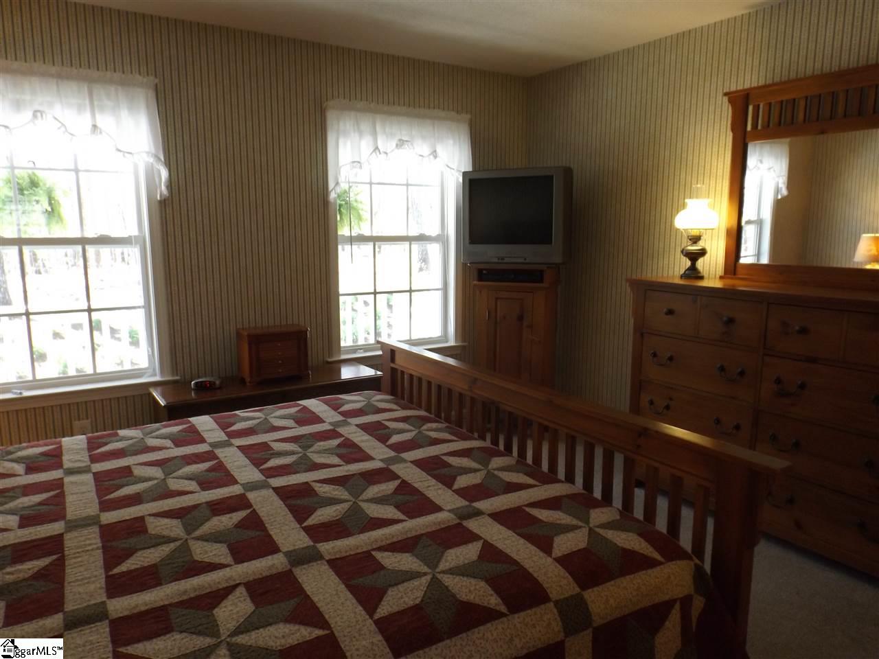 311 Fish Hawk Road Cleveland, SC 29635 - Photo 12 of 30 Gallery Image 12
