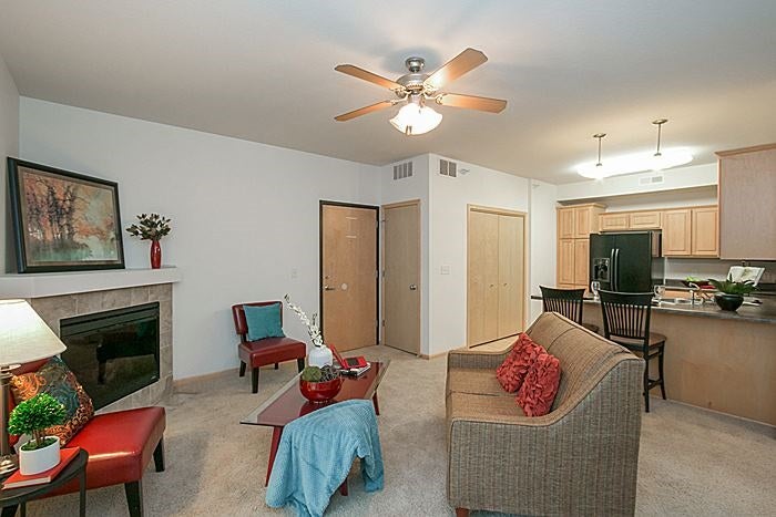 1092 Walnut Avenue, Unit 111 Riverside, IA 52327 - Photo 4 of 25 Gallery Image 4
