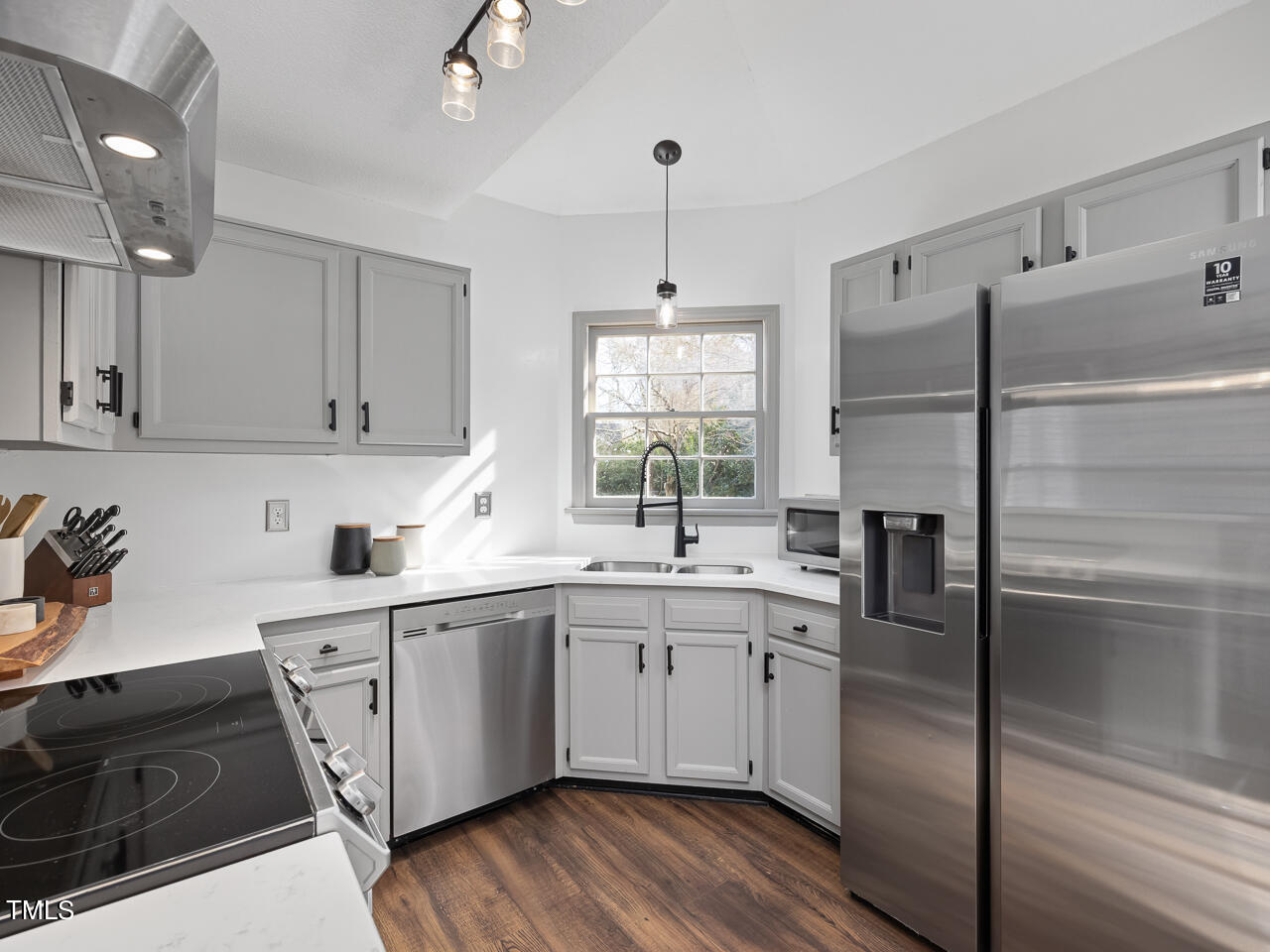 7105 Kinross Drive Raleigh, NC 27613 - Photo 10 of 30 7105-kinross-mls-11
