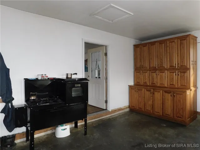 $275,000 | 6430 East Old 56, Salem, IN 47167