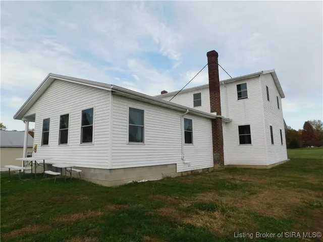 $275,000 | 6430 East Old 56, Salem, IN 47167