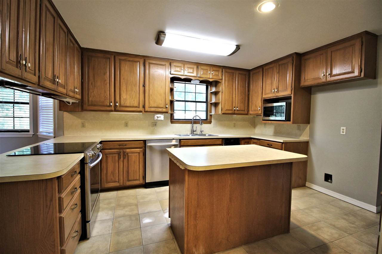 3607 West Lakeview Road Stillwater, OK 74075 - Photo 7 of 25 Gallery Image 7