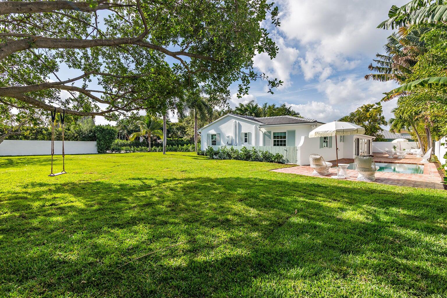 201 Rilyn Drive West Palm Beach, FL 33405 - Photo 1 of 20 20230404152152231331000000-o
