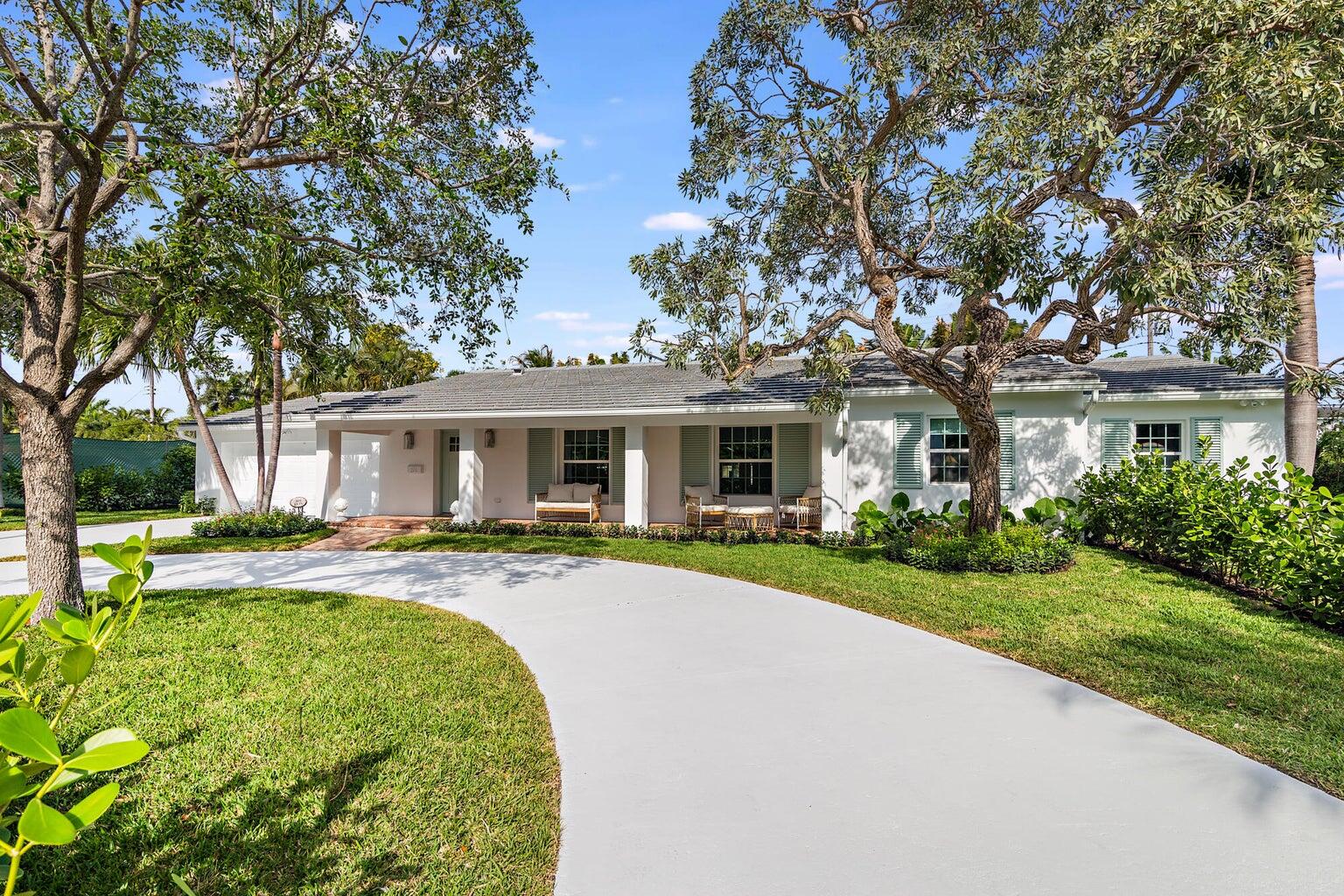 201 Rilyn Drive West Palm Beach, FL 33405 - Photo 2 of 20 20230404152131236080000000-o