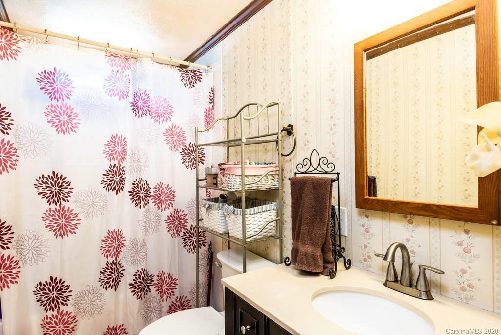 455 Hubbard Road Hickory, NC 28601 - Photo 15 of 31 Gallery Image 15