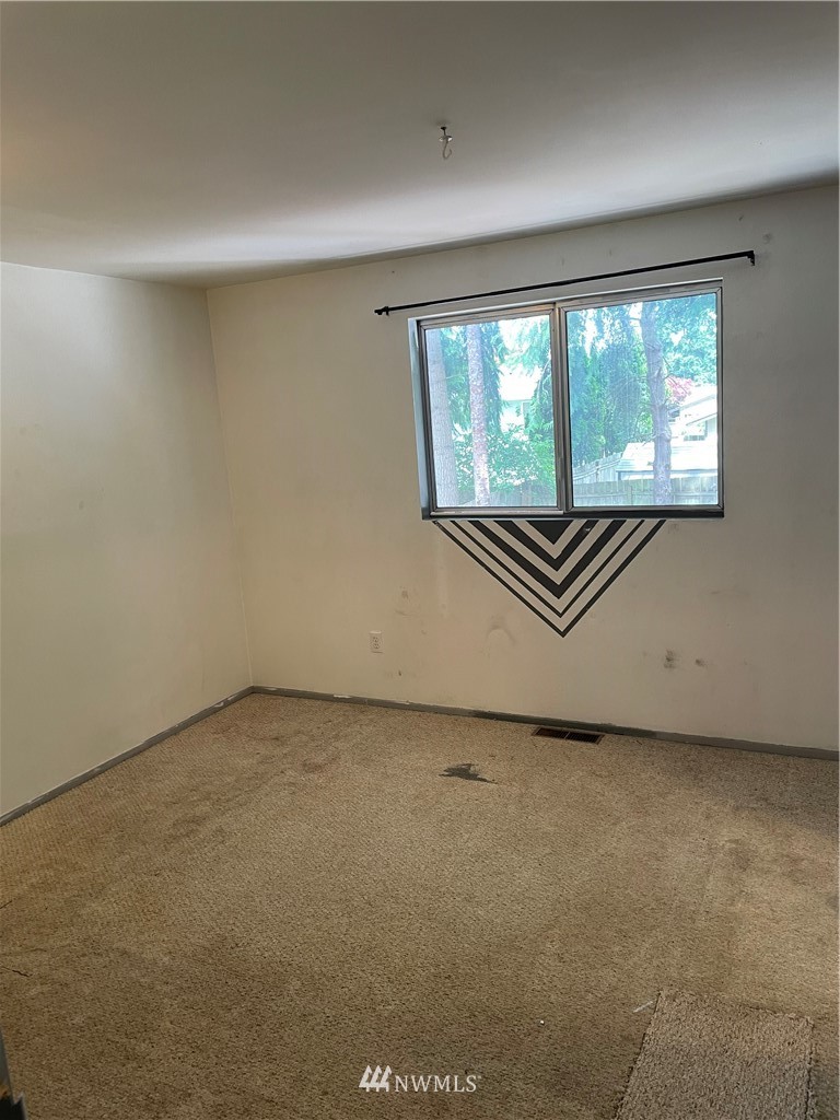 10018 Northeast 202nd Street Bothell, WA 98011 - Photo 14 of 17