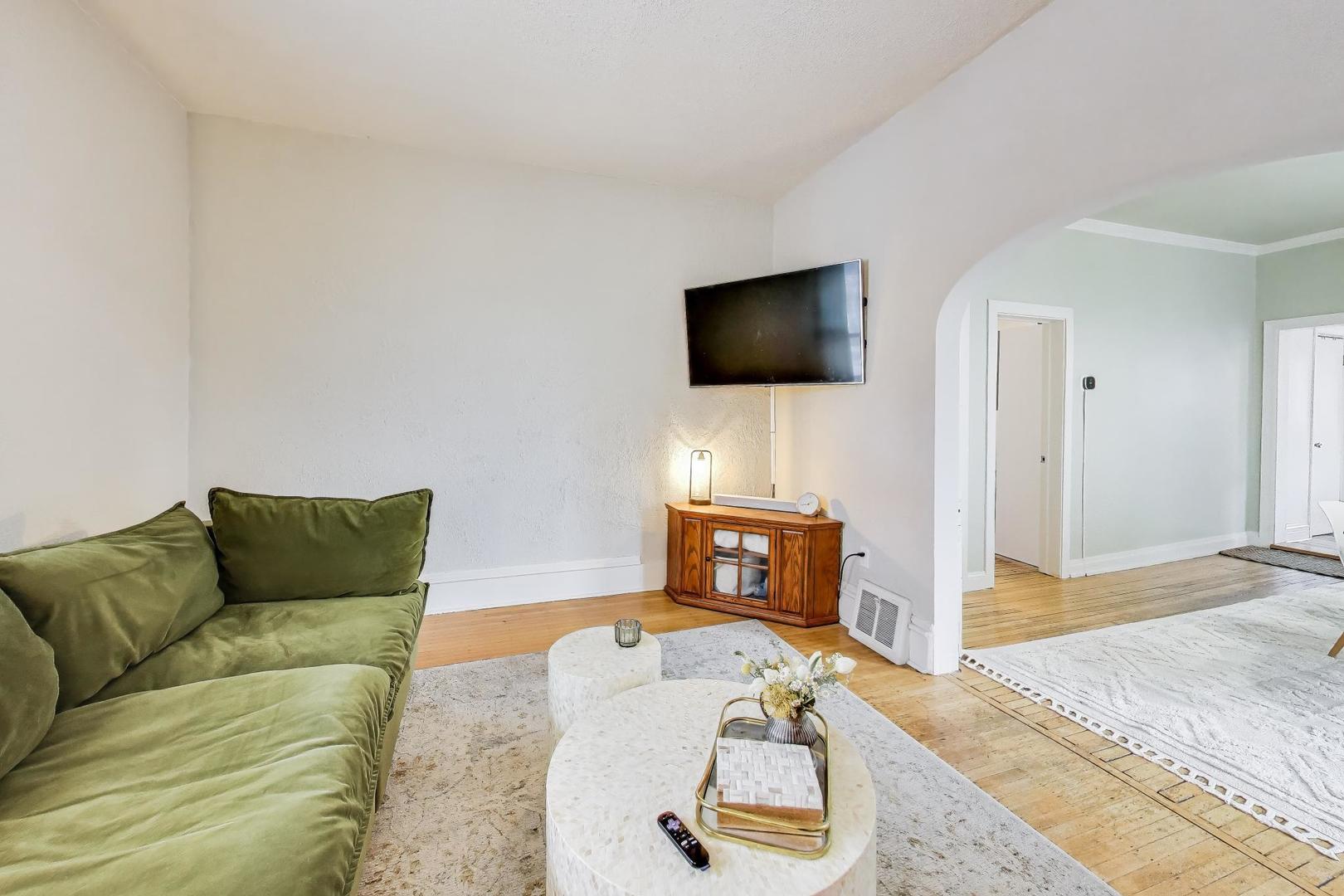 1315 Main Street Evanston, IL 60202 - Photo 11 of 59