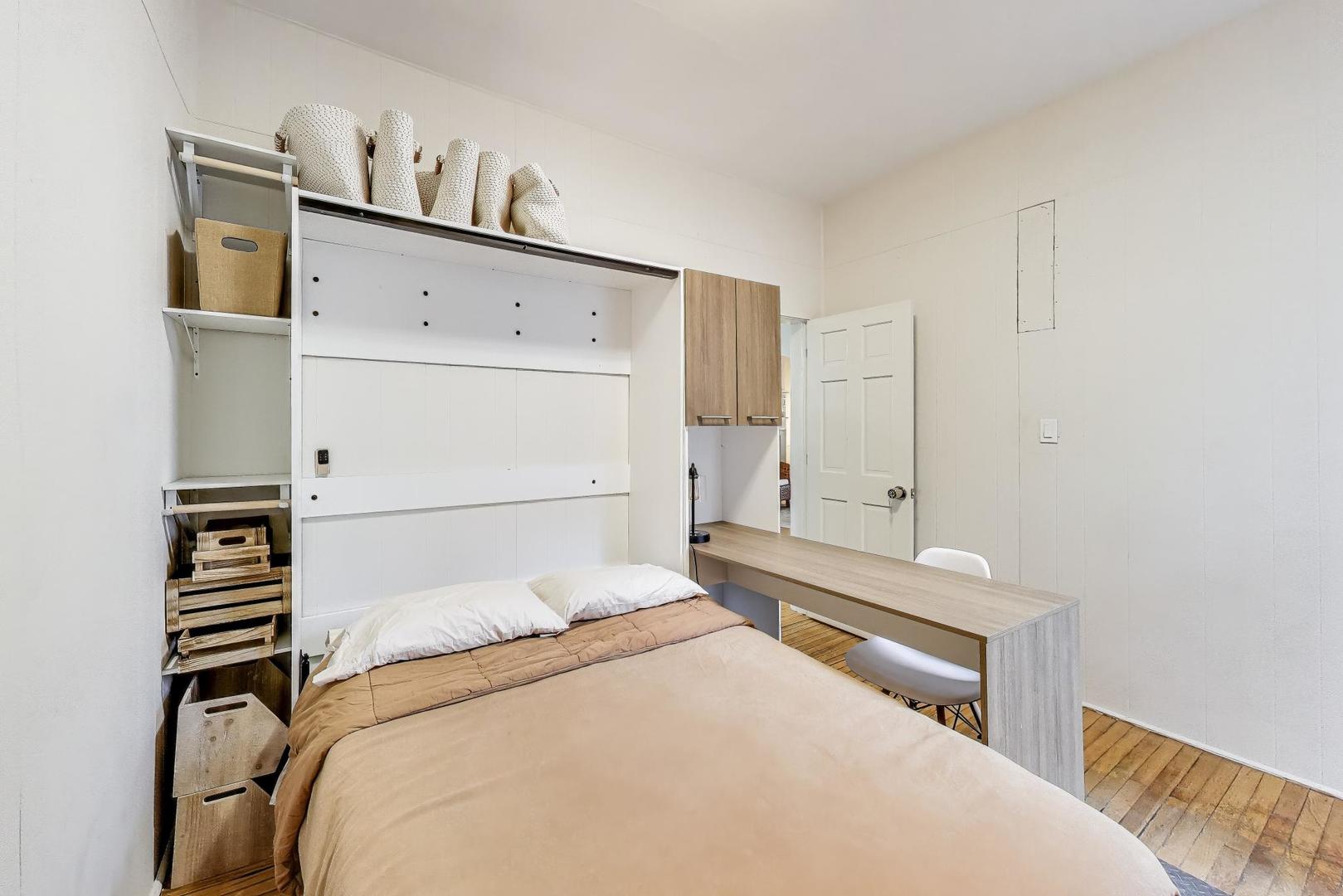 1315 Main Street Evanston, IL 60202 - Photo 19 of 59