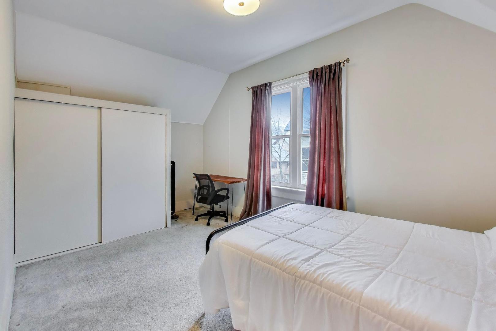 1315 Main Street Evanston, IL 60202 - Photo 28 of 59