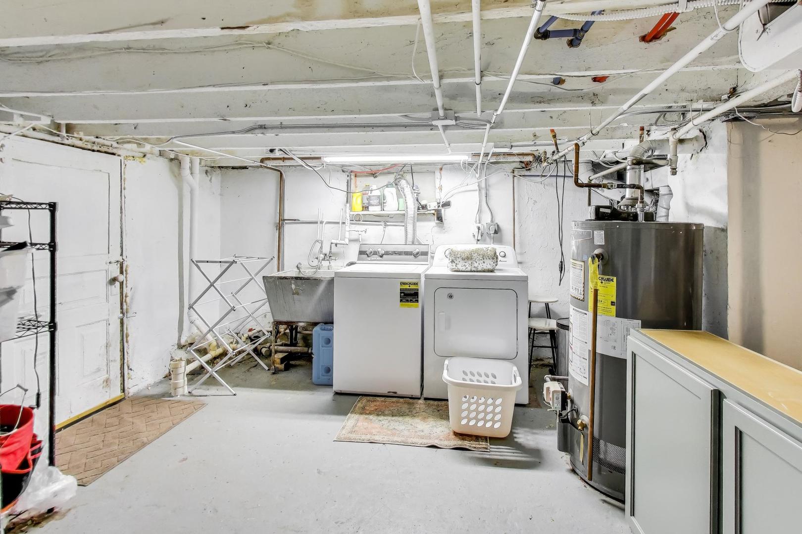 1315 Main Street Evanston, IL 60202 - Photo 35 of 59