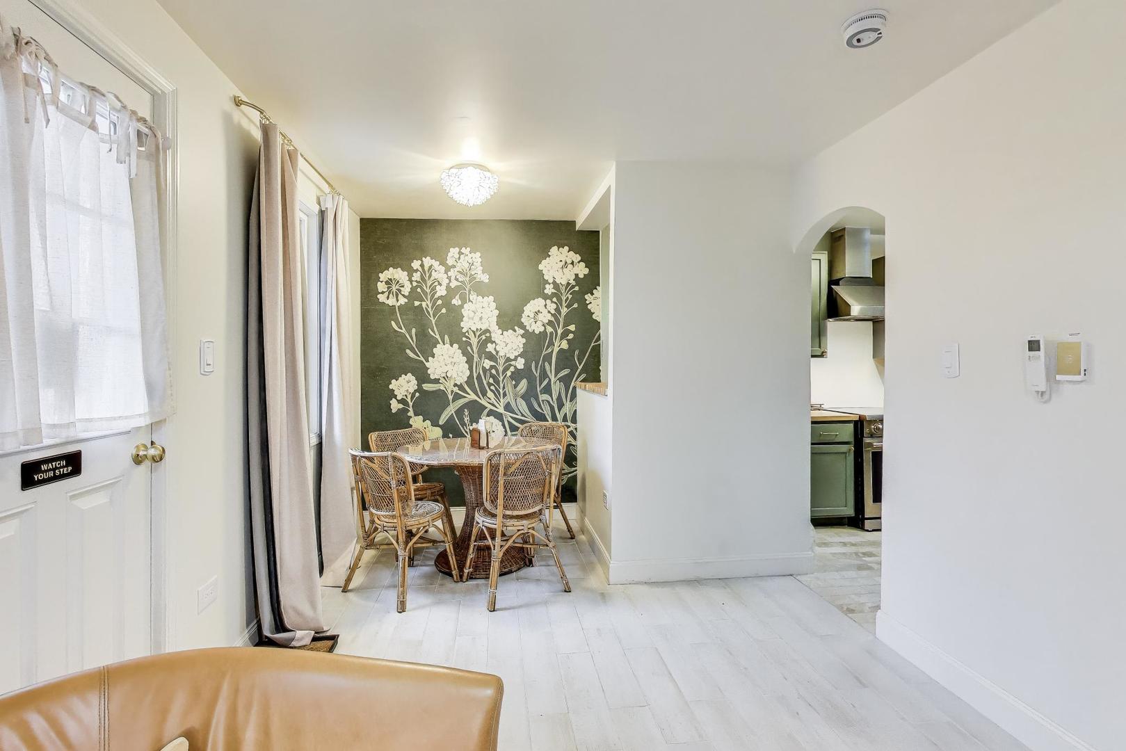 1315 Main Street Evanston, IL 60202 - Photo 47 of 59