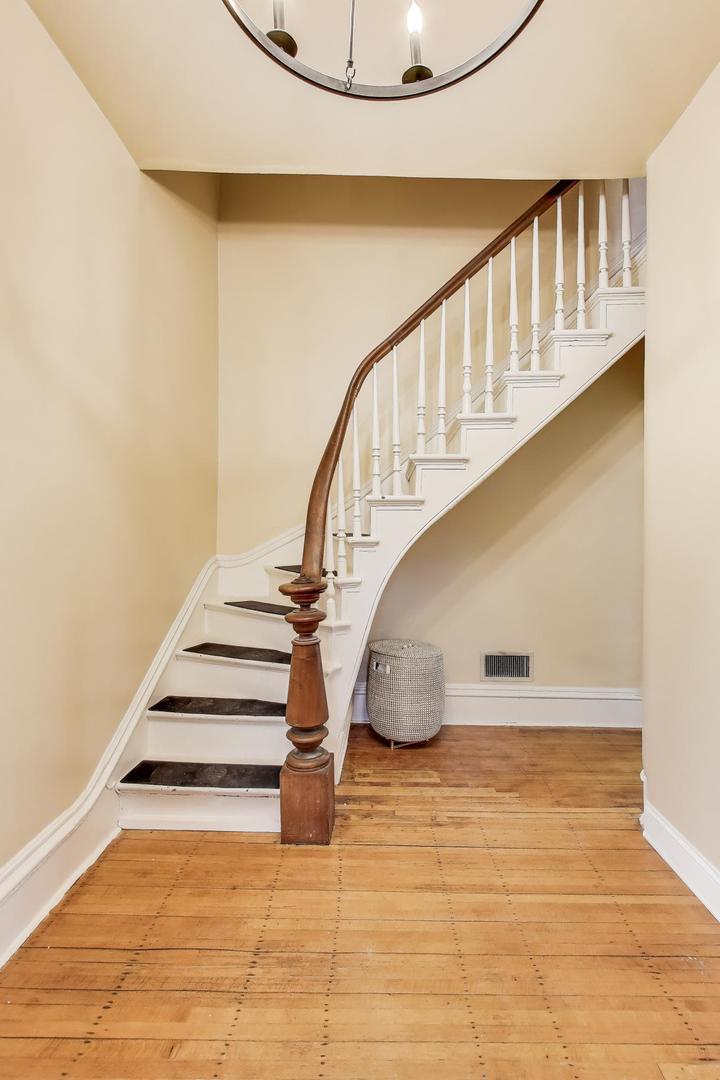 1315 Main Street Evanston, IL 60202 - Photo 8 of 59