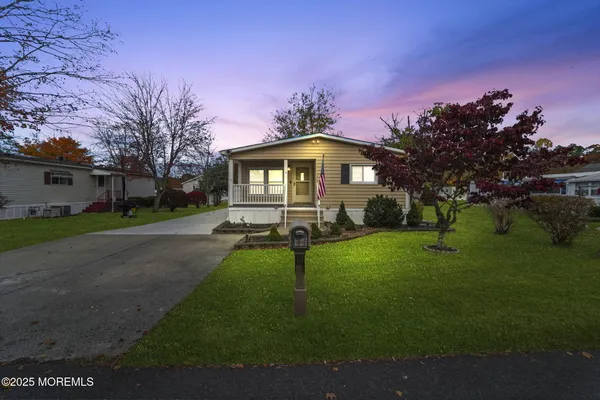 $225,000 | 7 Longview Trail, Cream Ridge, NJ 08514