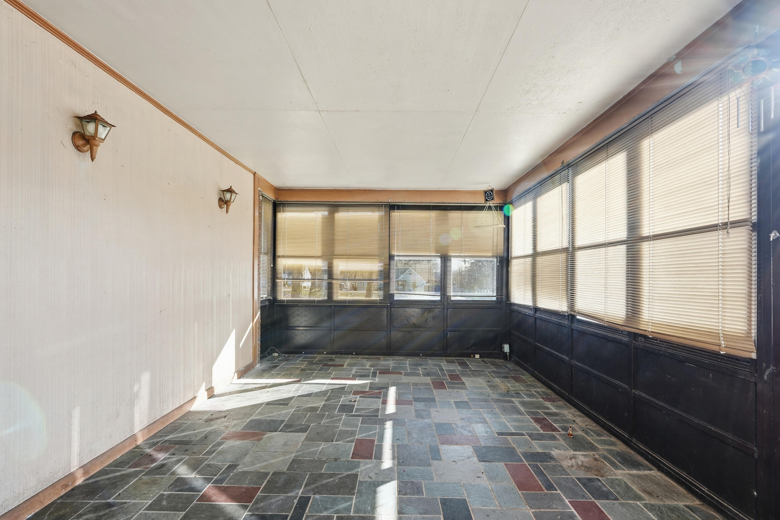 39 South Bird Road Springfield, OH 45505 - Photo 14 of 51 Gallery Image 14